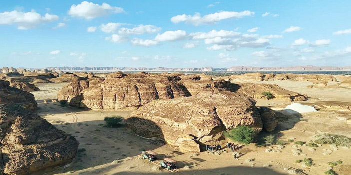 موقع الحِجر.. وجهة فريدة ومثالية لعشاق السياحة في العُلا 