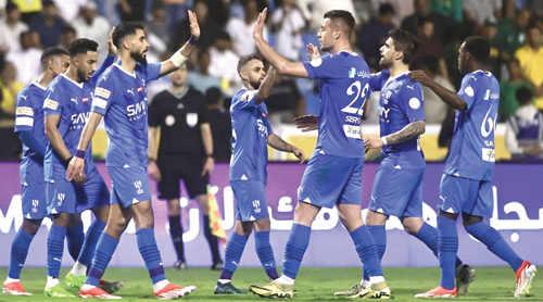 الهلال الأنموذج الناجح.. تعلموا منه! 