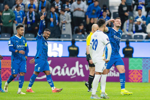  الهلال قدم «فناً» كروياً استعاد به الصدارة